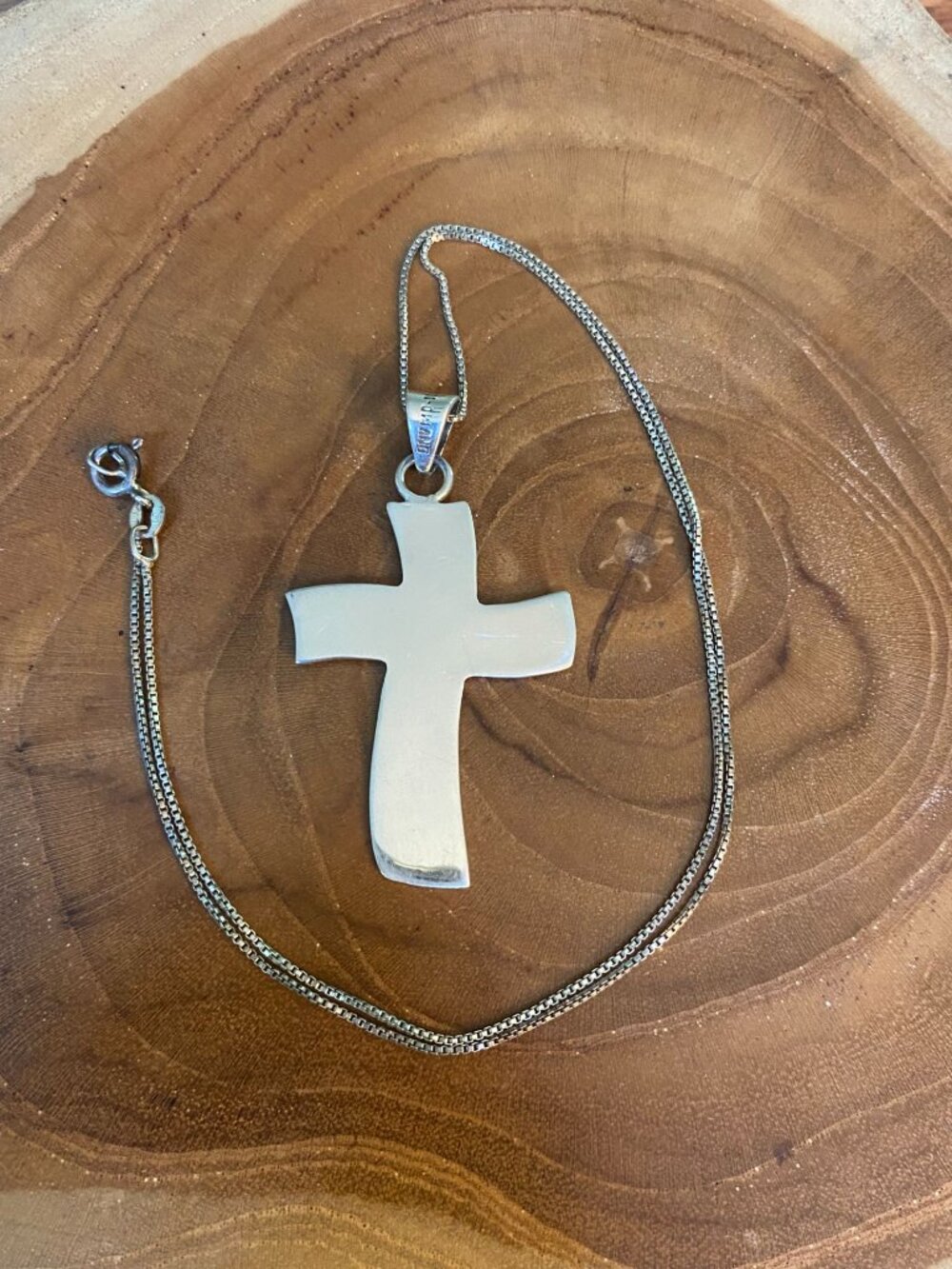 Sterling Silver 18" Wavy Cross Necklace